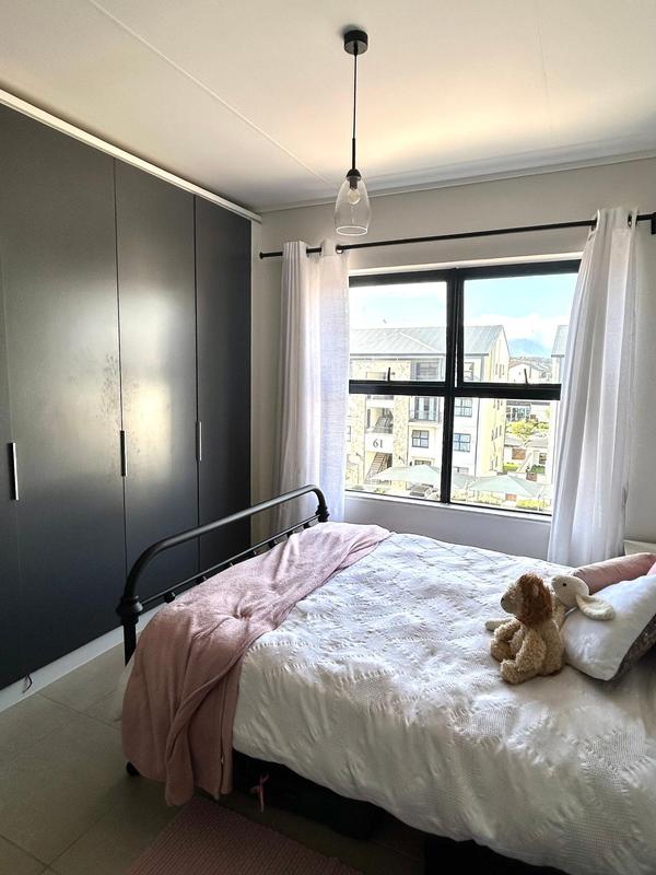 To Let 1 Bedroom Property for Rent in The Huntsman Western Cape